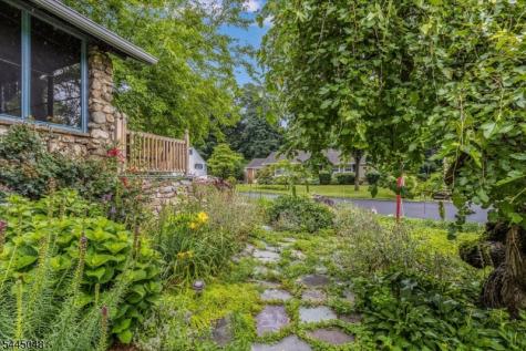 17 Ridge Road Stanhope NJ 07874