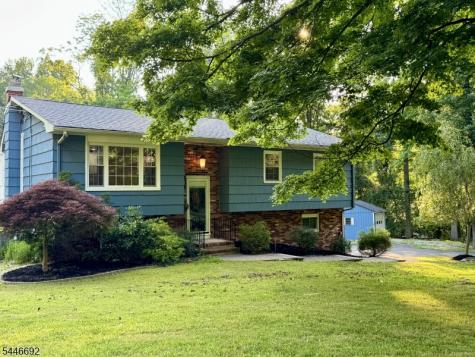 82 Catswamp Road Allamuchy NJ 07840