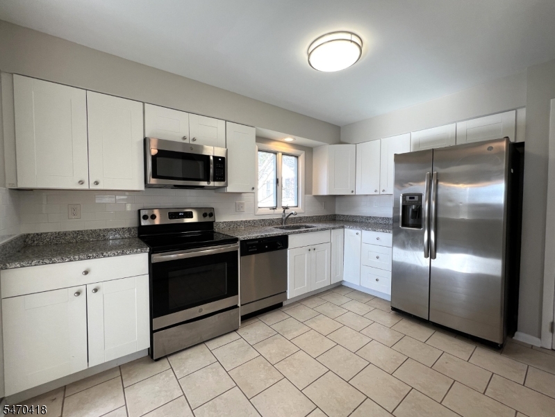 25 Kynor Avenue Hopatcong NJ 07874