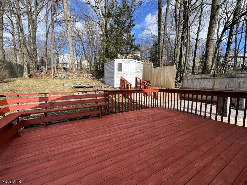 25 Kynor Avenue Hopatcong NJ 07874
