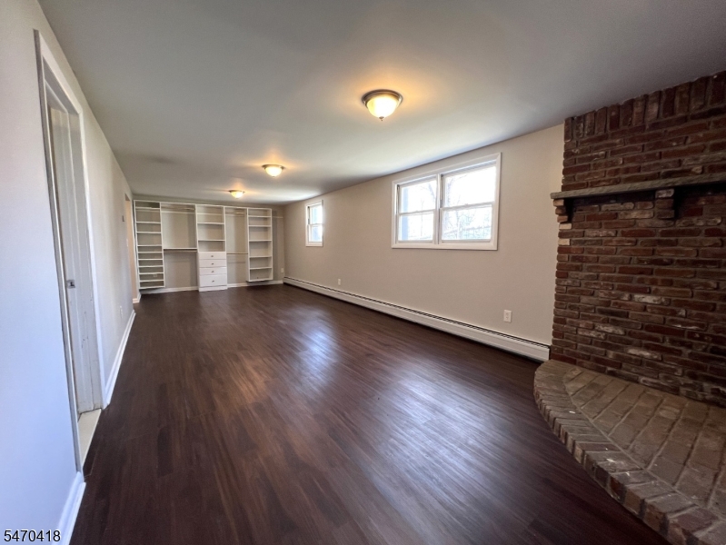 25 Kynor Avenue Hopatcong NJ 07874