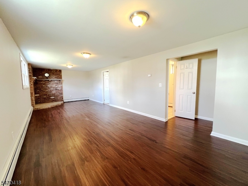 25 Kynor Avenue Hopatcong NJ 07874