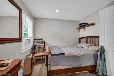 3 Riverside Road West Milford NJ 07421