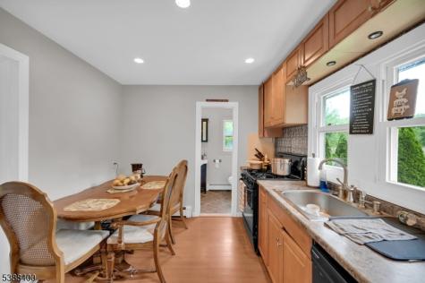 3 Riverside Road West Milford NJ 07421