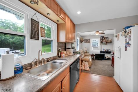 3 Riverside Road West Milford NJ 07421