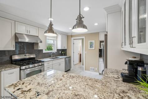 85 Irving Avenue Livingston NJ 07039