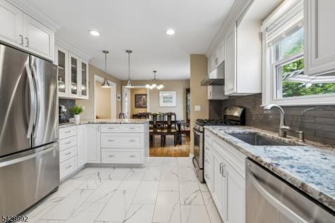 85 Irving Avenue Livingston NJ 07039