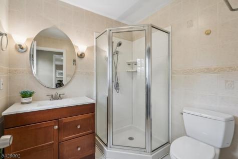 85 Irving Avenue Livingston NJ 07039