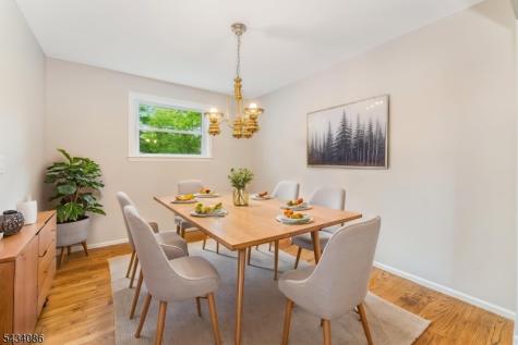 10 Lynnfield Terrace Lopatcong NJ 08865