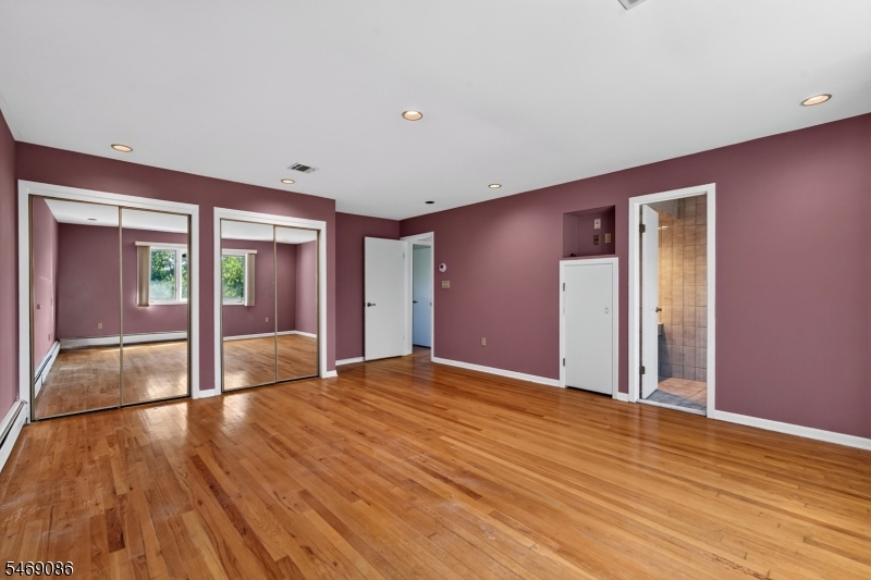 832 Creslyn Court Union NJ 07083