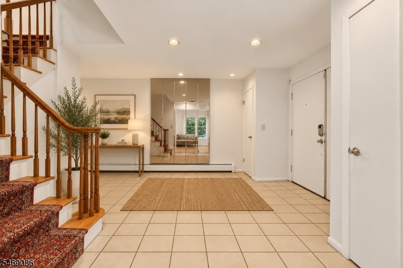 832 Creslyn Court Union NJ 07083