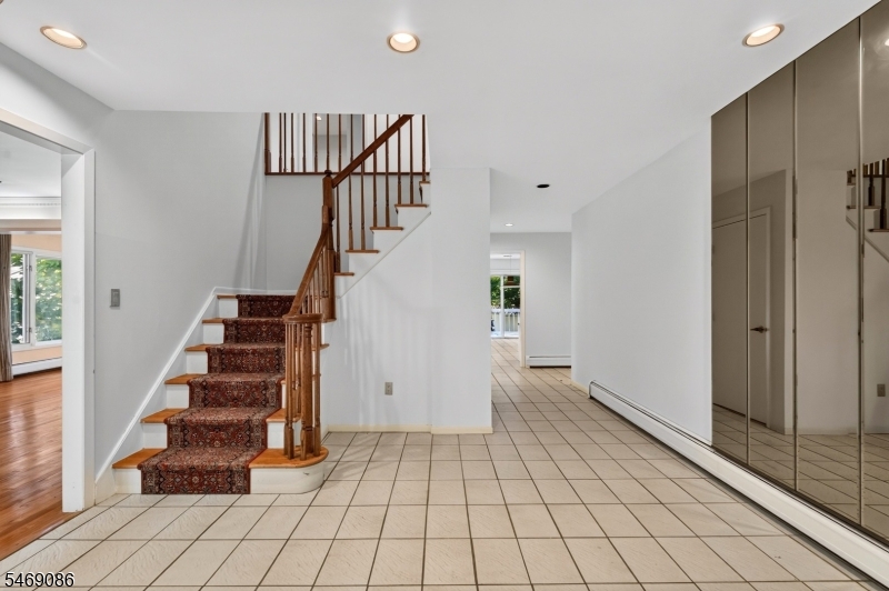 832 Creslyn Court Union NJ 07083