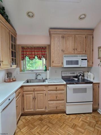 3 Perrelli Lane Jefferson NJ 07438