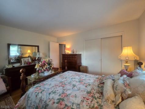 3 Perrelli Lane Jefferson NJ 07438