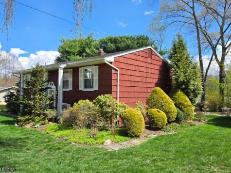 3 Perrelli Lane Jefferson NJ 07438