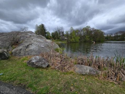 3 Perrelli Lane Jefferson NJ 07438