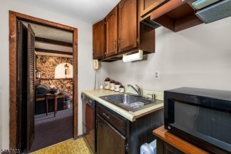 1 Lundy Terrace Butler NJ 07405