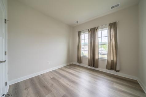 14 Mountain View Lane Mansfield NJ 07865