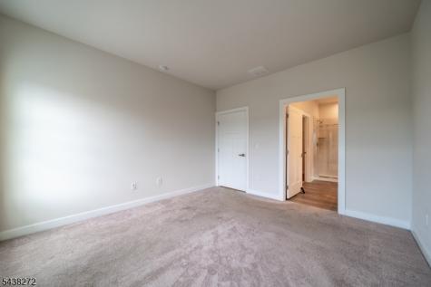 14 Mountain View Lane Mansfield NJ 07865