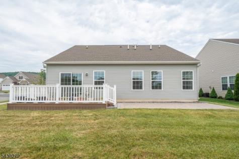 14 Mountain View Lane Mansfield NJ 07865