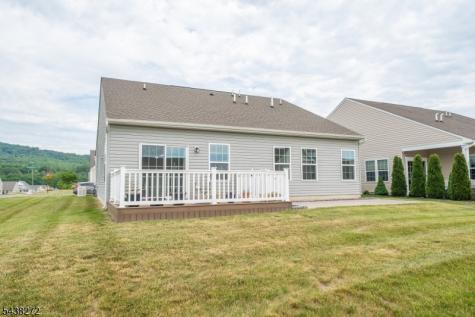 14 Mountain View Lane Mansfield NJ 07865