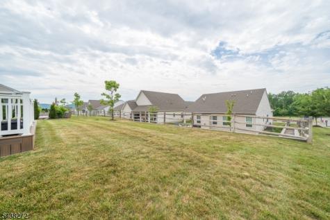 14 Mountain View Lane Mansfield NJ 07865