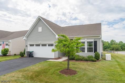 14 Mountain View Lane Mansfield NJ 07865