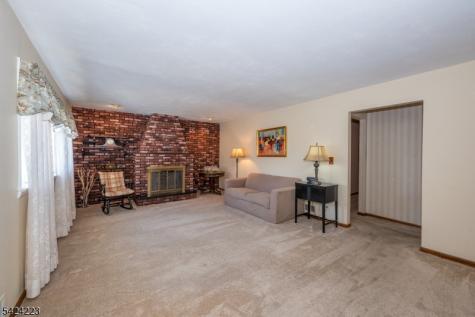 293 Maitland Avenue Paterson NJ 07502