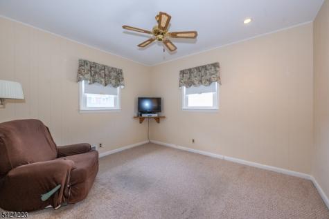 293 Maitland Avenue Paterson NJ 07502