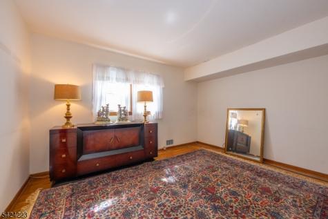 293 Maitland Avenue Paterson NJ 07502