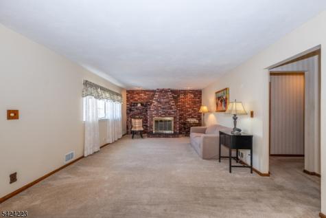 293 Maitland Avenue Paterson NJ 07502