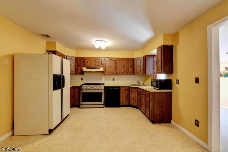 14 Apollo Drive Jefferson NJ 07438