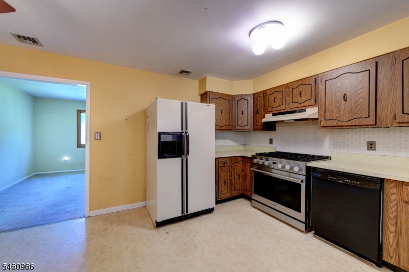 14 Apollo Drive Jefferson NJ 07438
