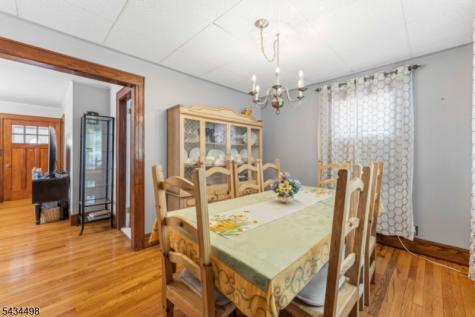 24 Robertson Road West Orange NJ 07052