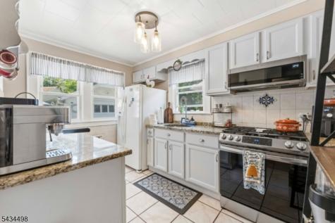 24 Robertson Road West Orange NJ 07052