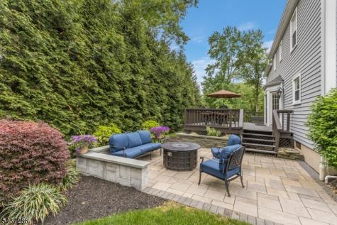 1 Copperfield Way Morris NJ 07960