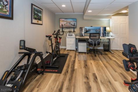 1 Copperfield Way Morris NJ 07960