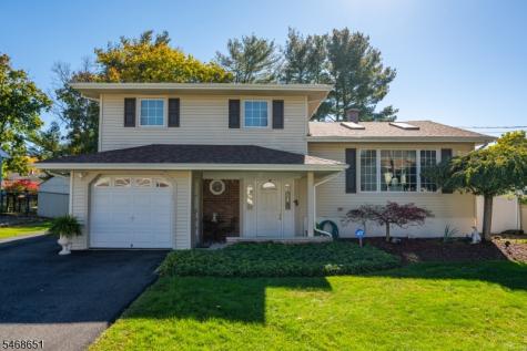 4 Fairmount Road Mount Olive NJ 07836