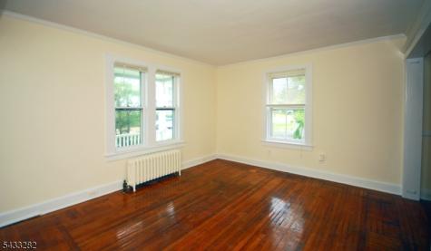 82 Linden Avenue North Plainfield NJ 07060