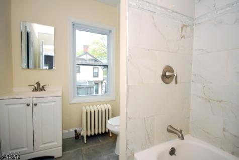 82 Linden Avenue North Plainfield NJ 07060