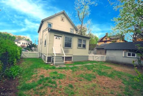 82 Linden Avenue North Plainfield NJ 07060