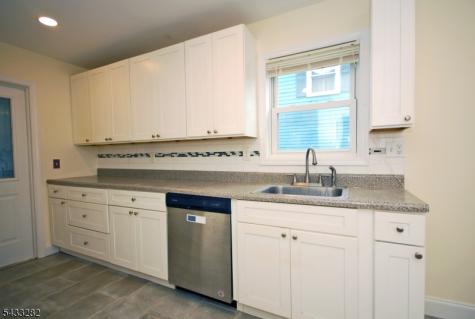 82 Linden Avenue North Plainfield NJ 07060