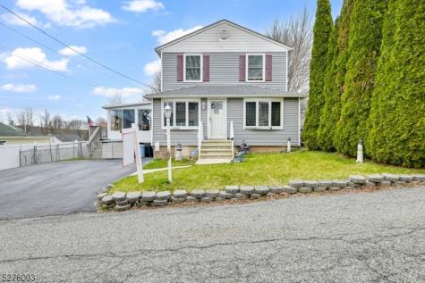 22 Glenridge Road West Milford NJ 07421