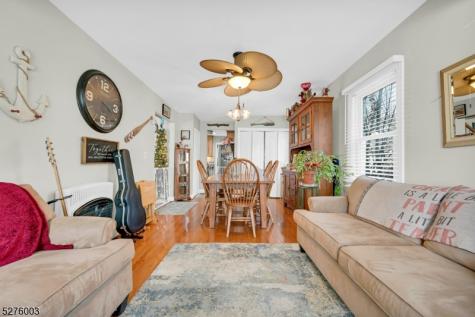 22 Glenridge Road West Milford NJ 07421