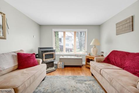 22 Glenridge Road West Milford NJ 07421