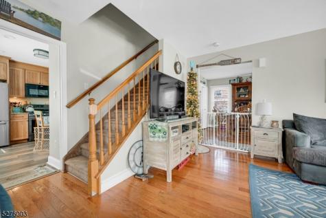 22 Glenridge Road West Milford NJ 07421