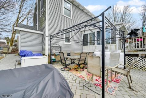 22 Glenridge Road West Milford NJ 07421