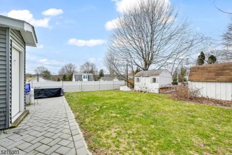 22 Glenridge Road West Milford NJ 07421