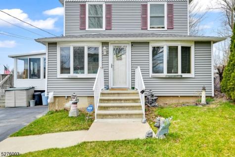 22 Glenridge Road West Milford NJ 07421