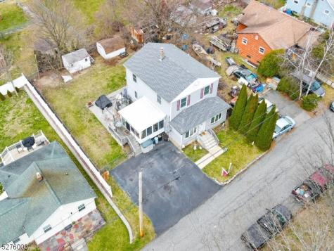 22 Glenridge Road West Milford NJ 07421